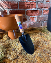 Load image into Gallery viewer, Garden Trowel from RT1Home
